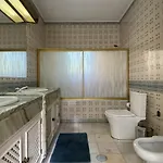 Vivenda Julia E Tavares Βιλαμούρα