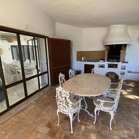 Villa Vivenda Julia E Tavares